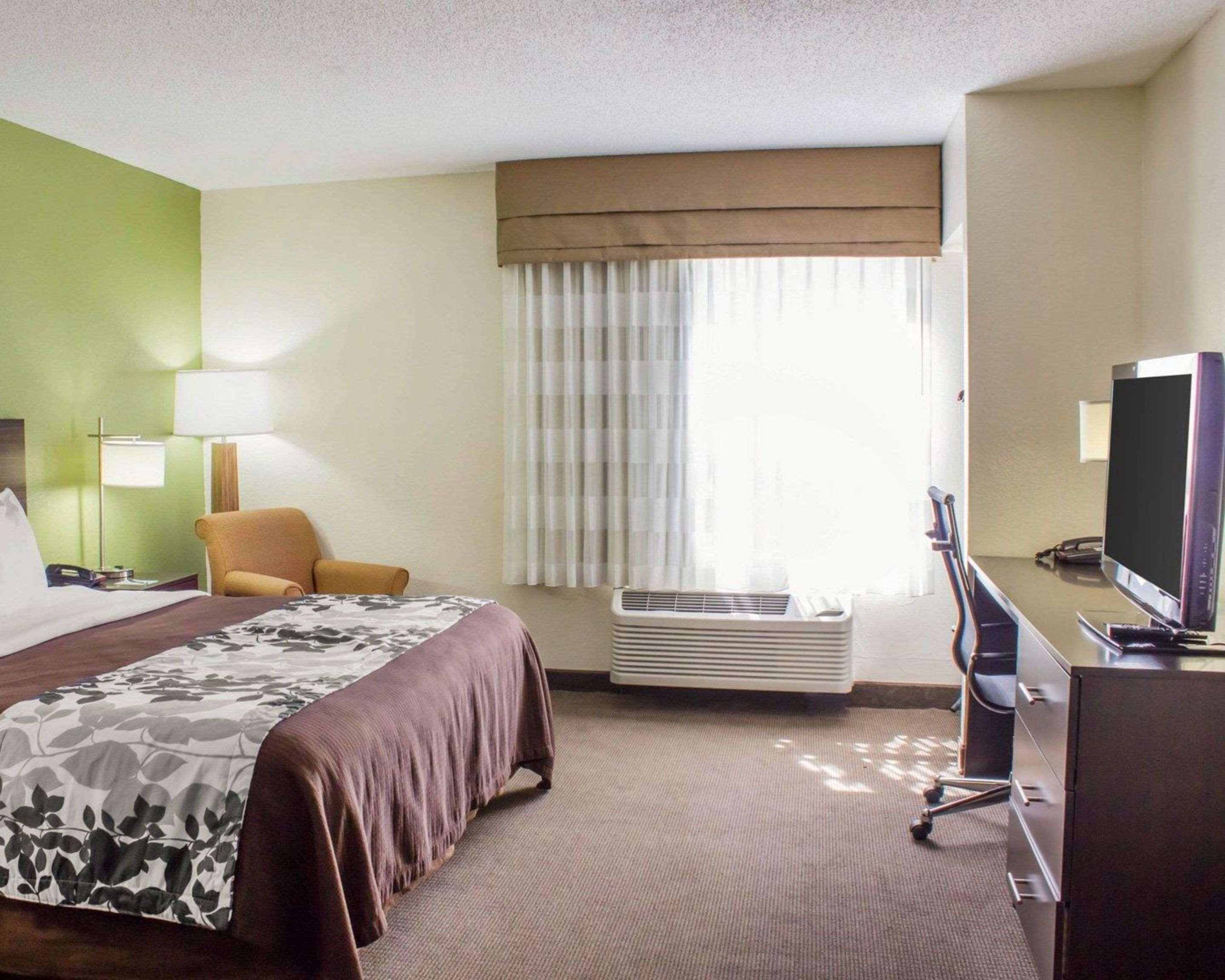 Hotel Sleep & Near Camp Lejeune