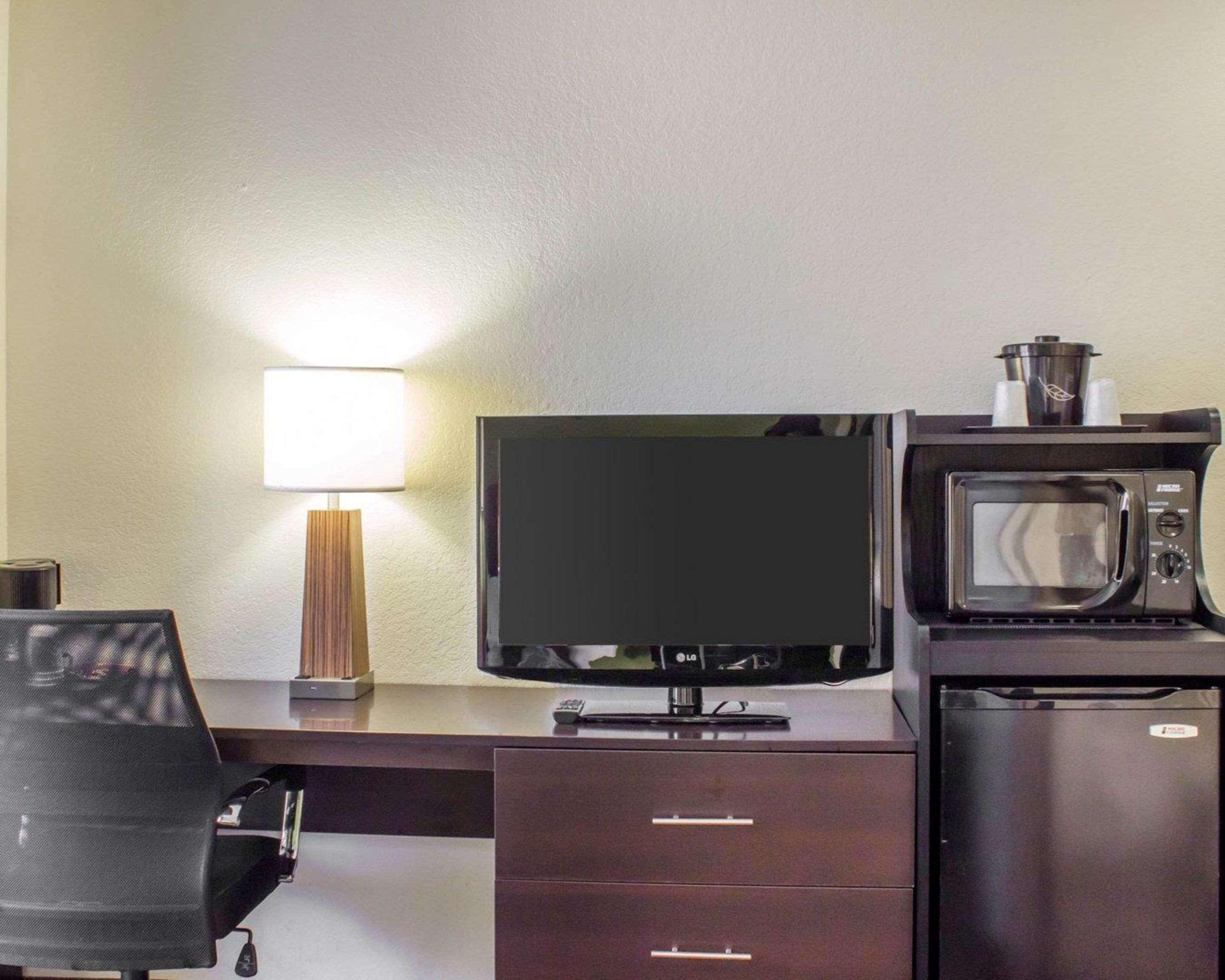 Sleep & Near Camp Lejeune Hotel 3*