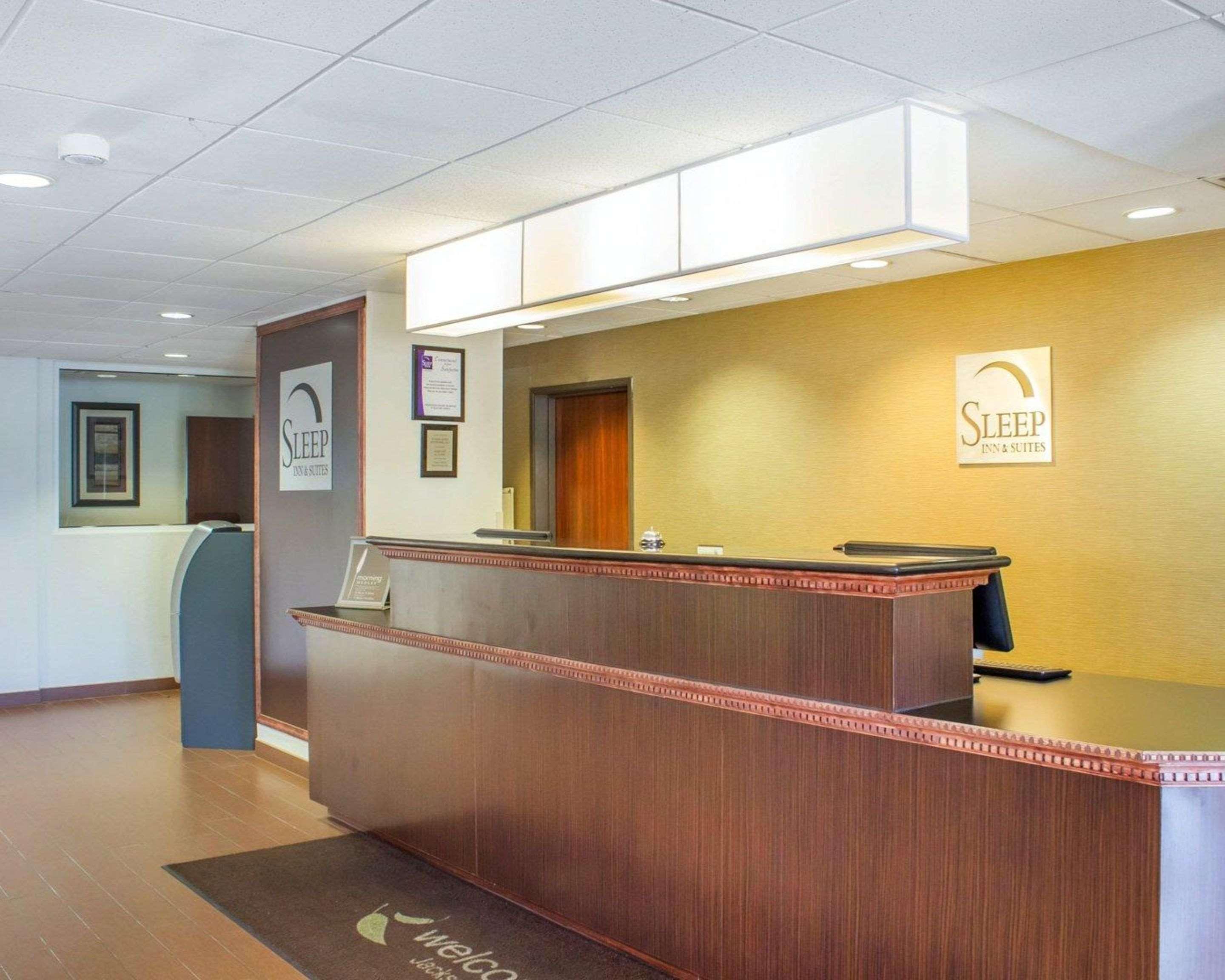 Hotel Sleep & Near Camp Lejeune 3*