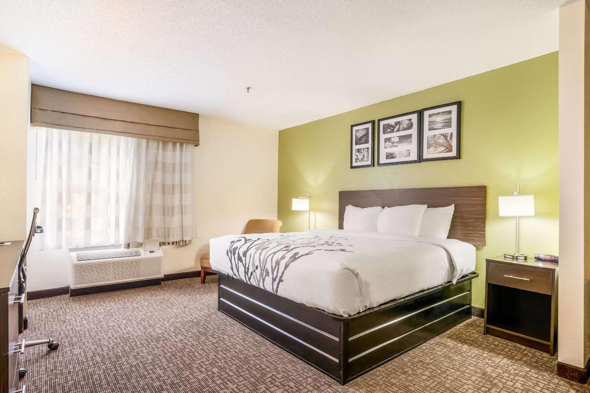 Sleep & Near Camp Lejeune Hotel