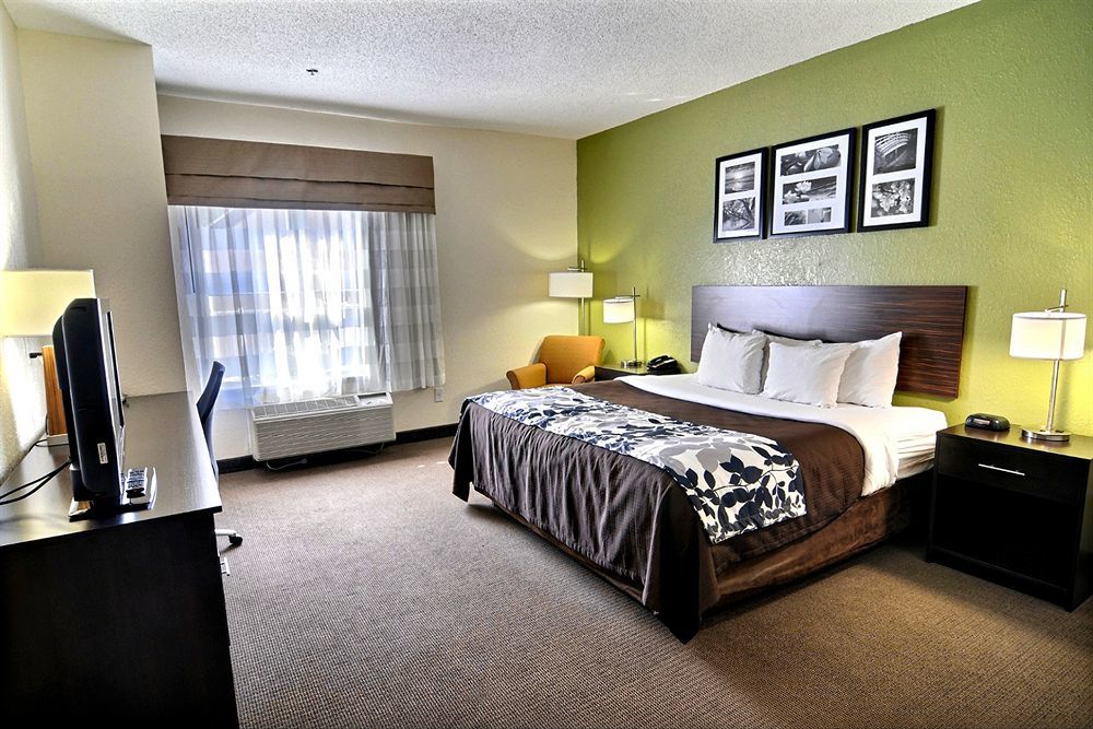 Sleep & Near Camp Lejeune Hotel