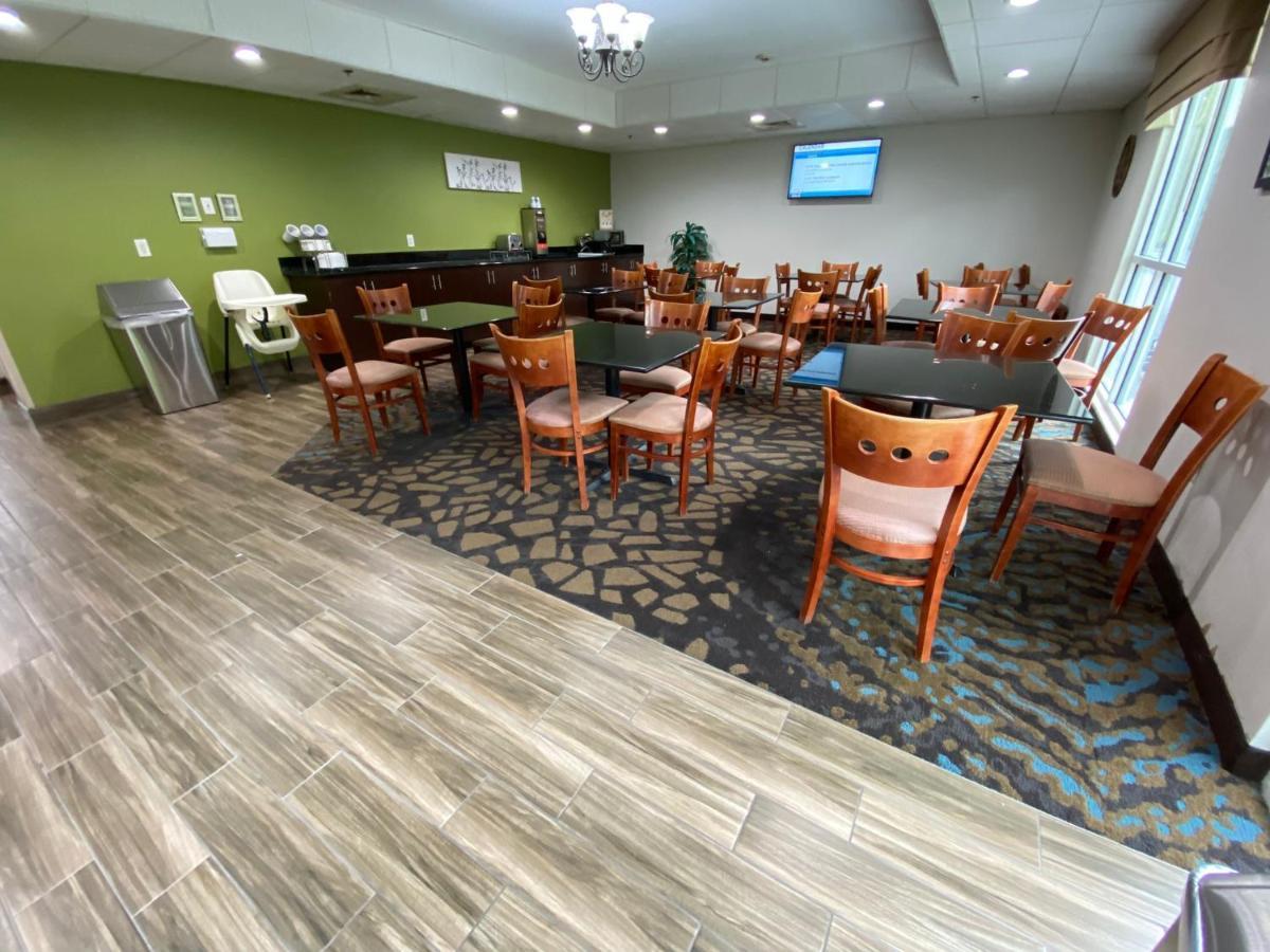 Sleep Inn&suites Near Camp Lejeune 3*
