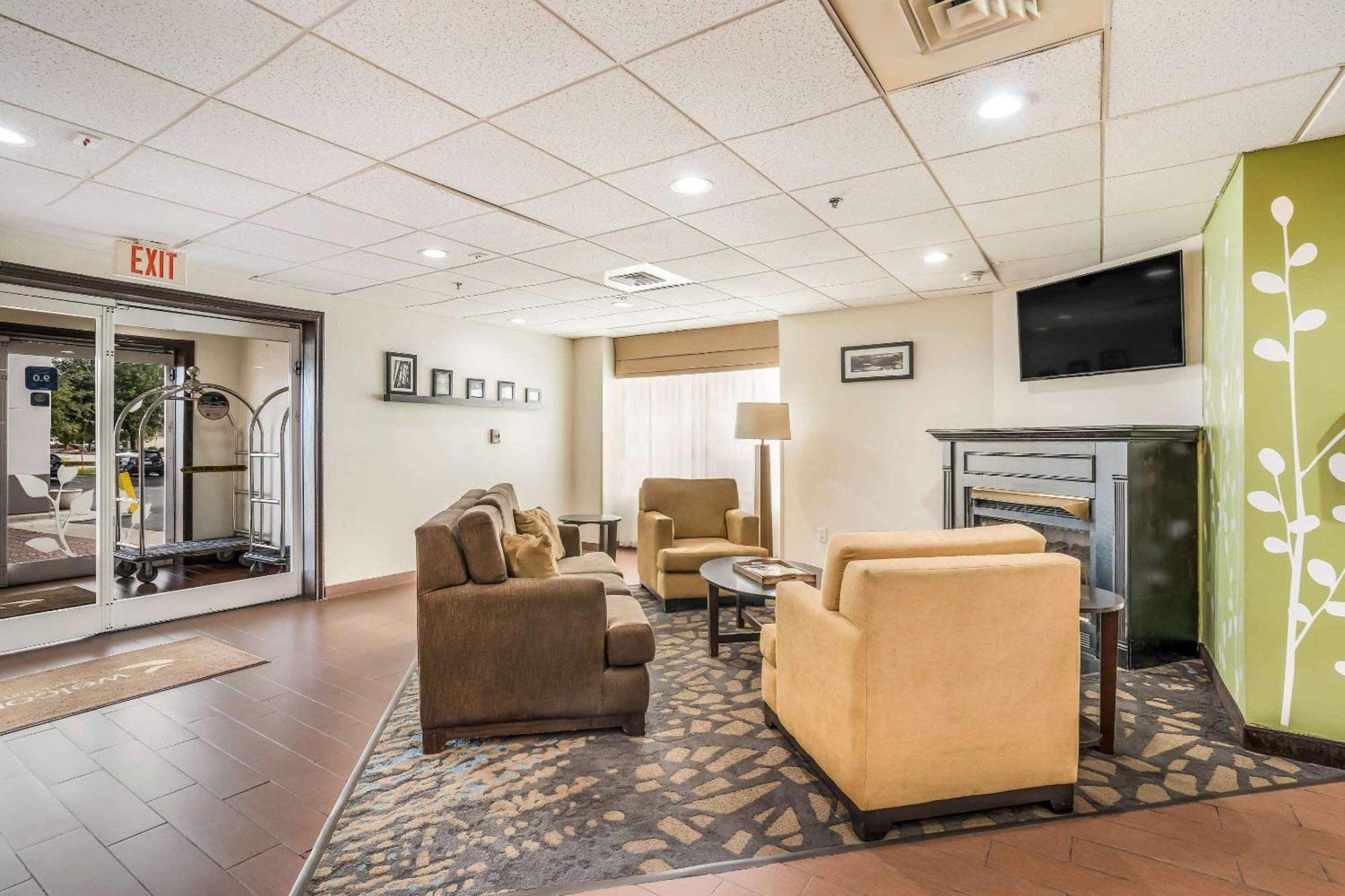 Sleep Inn&suites Near Camp Lejeune 3*